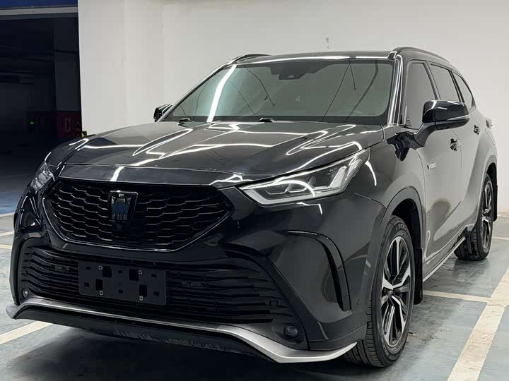 Фото 1 - Toyota Crown Kluger