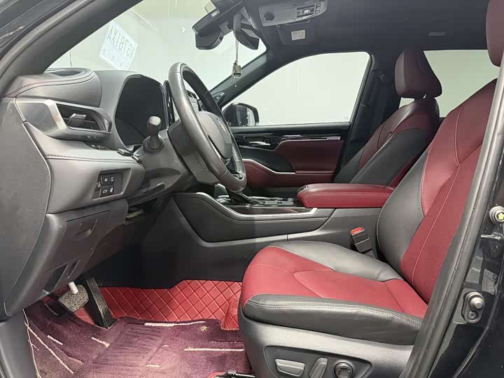 Фото 5 - Toyota Crown Kluger