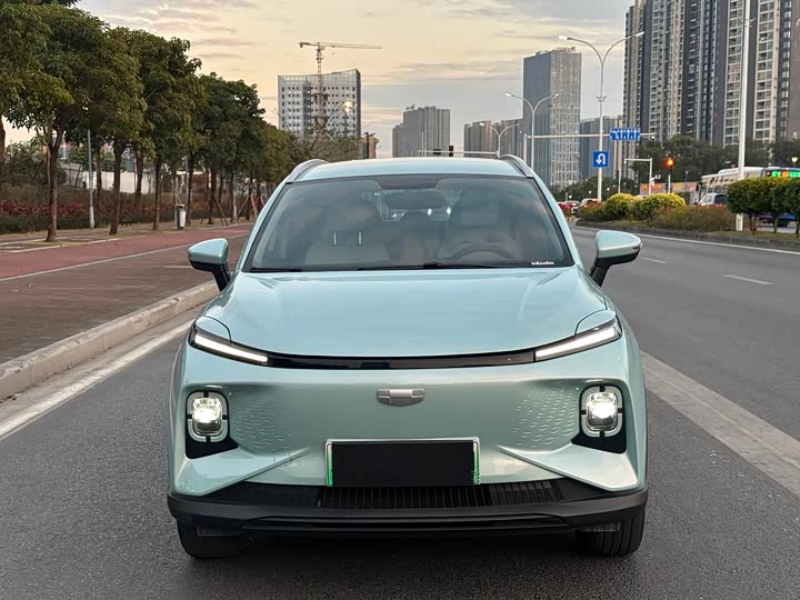 Фото 2 - Geely Geometry E Firefly