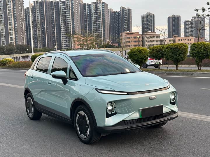 Фото 3 - Geely Geometry E Firefly