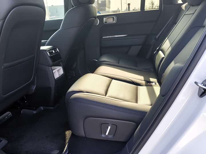 Фото 9 - LiXiang L6