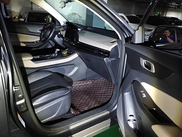 Фото 8 - Changan CS55 Plus