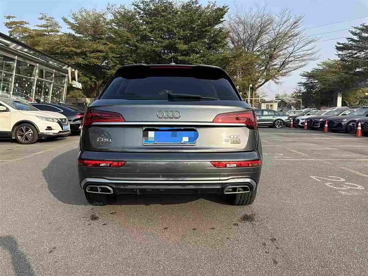 Фото 5 - Audi Q5L