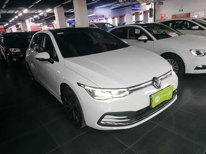 Фото 4 - Volkswagen Golf