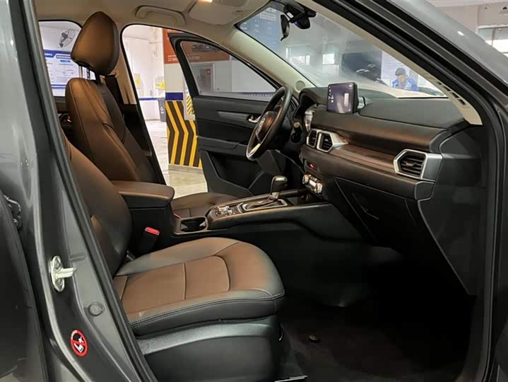 Фото 7 - Mazda CX-5