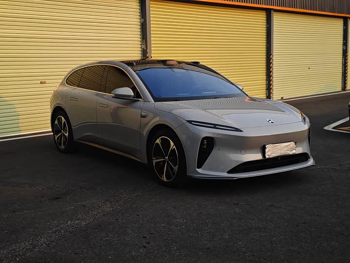 Фото 3 - Nio ET5T