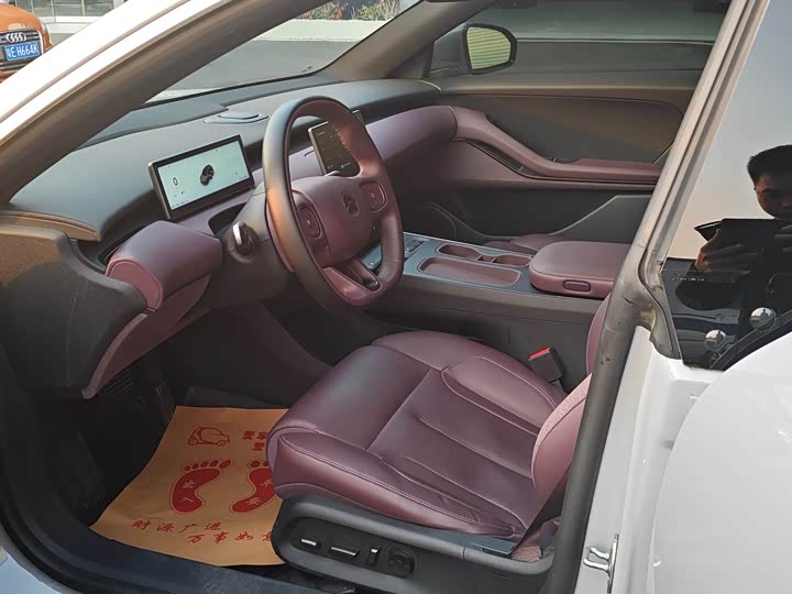 Фото 7 - Nio ET5T