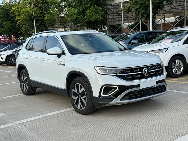 Фото 3 - Volkswagen Tayron