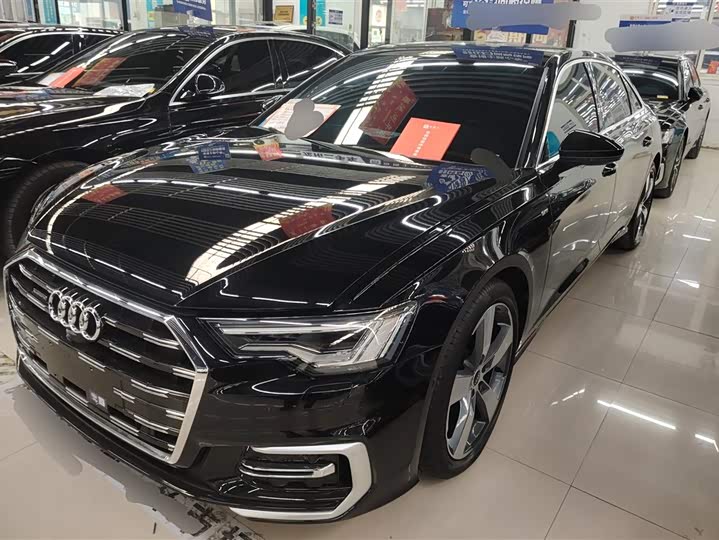 Фото 1 - Audi A6L