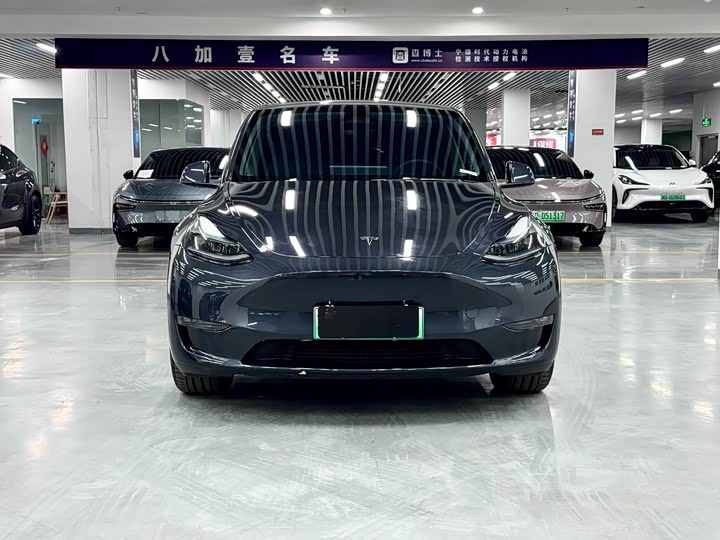 Фото 2 - Tesla Model Y