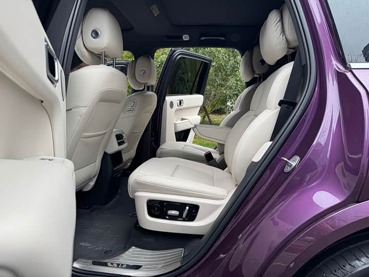 Фото 9 - LiXiang L8