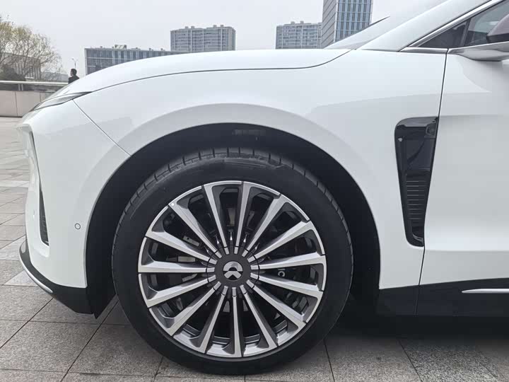 Фото 9 - Nio ET9