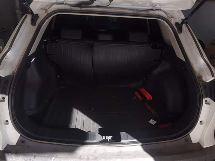 Фото 4 - Toyota Corolla Cross