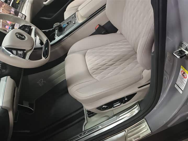 Фото 9 - BYD Han