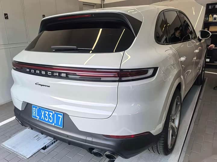Фото 7 - Porsche Cayenne