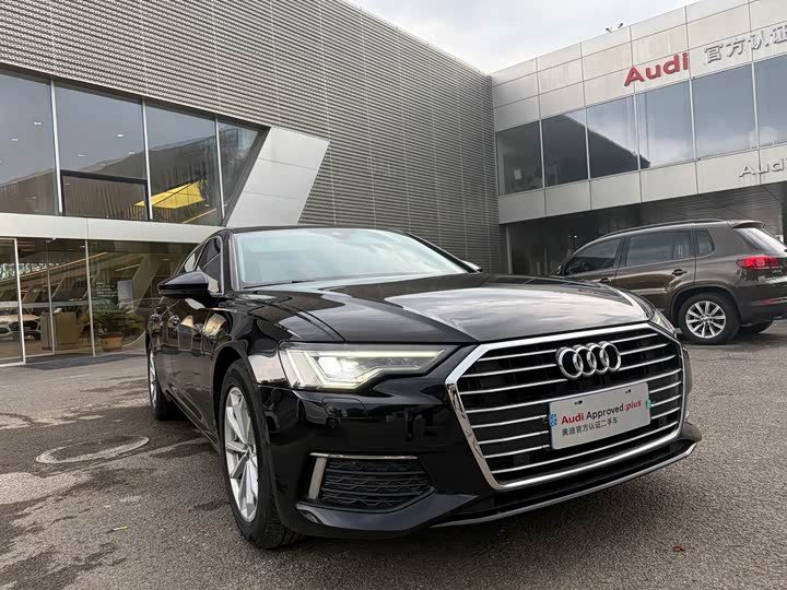 Фото 2 - Audi A6L