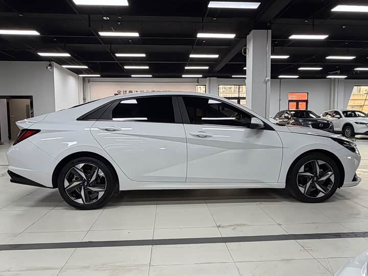 Фото 4 - Hyundai Elantra N line