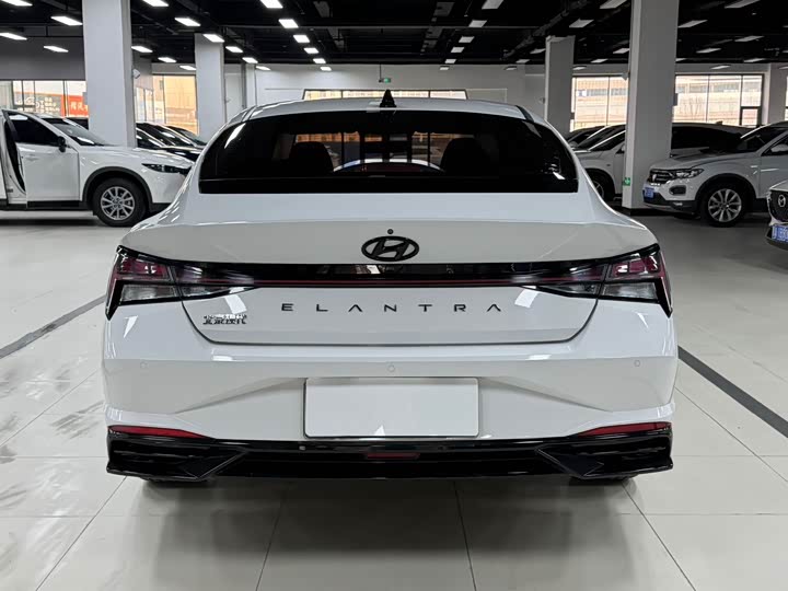 Фото 5 - Hyundai Elantra N line