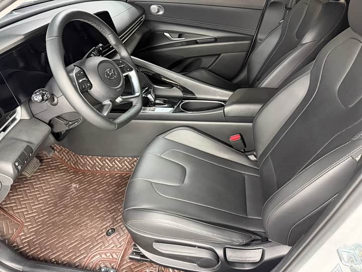 Фото 9 - Hyundai Elantra N line