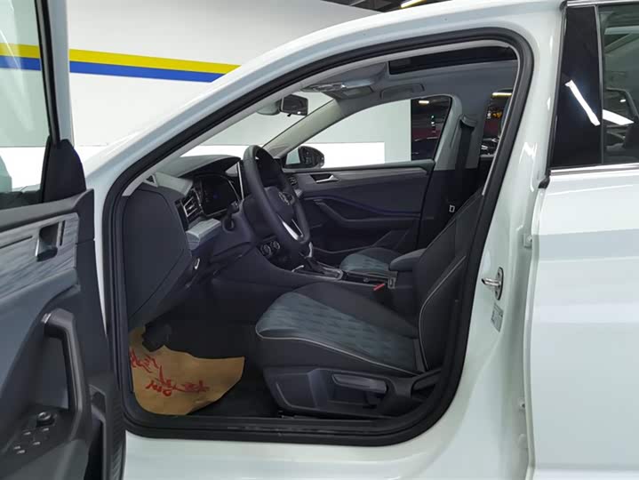 Фото 9 - Volkswagen Sagitar L