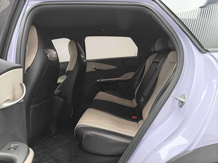 Фото 9 - BYD Dolphin