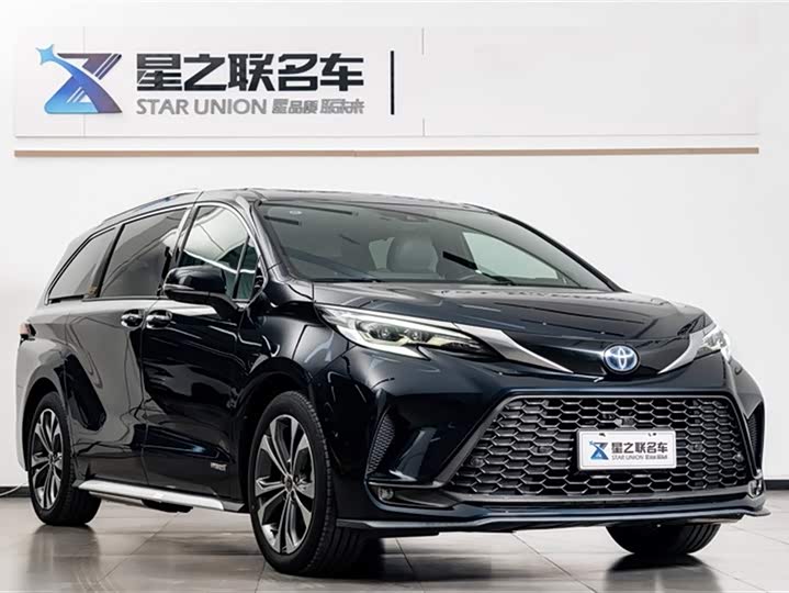 Фото 5 - Toyota Granvia