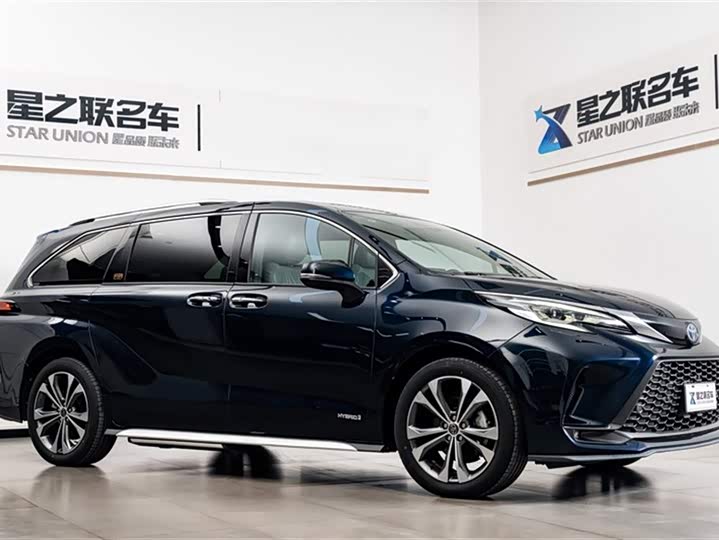 Фото 6 - Toyota Granvia