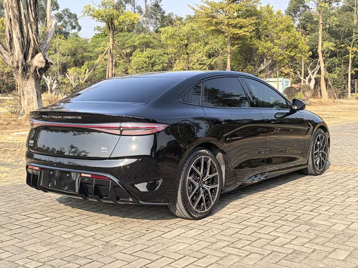 Фото 6 - BYD Seal