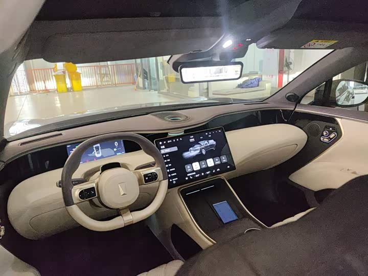 Фото 3 - Avatr 11