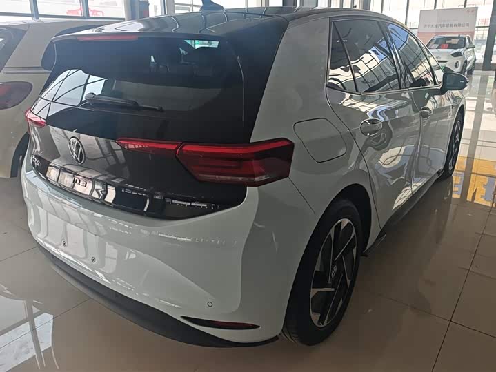 Фото 3 - Volkswagen ID.3
