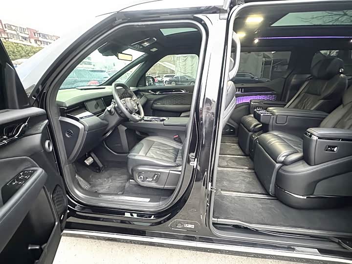 Фото 6 - Zeekr 009