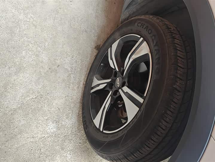 Фото 6 - Chery Tiggo 5x