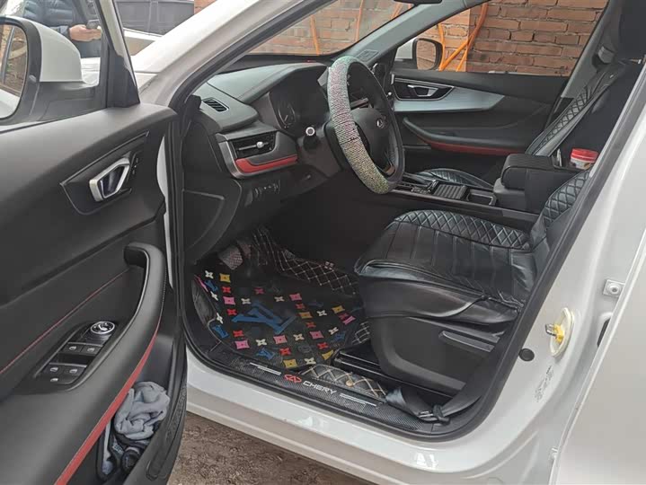 Фото 9 - Chery Tiggo 5x