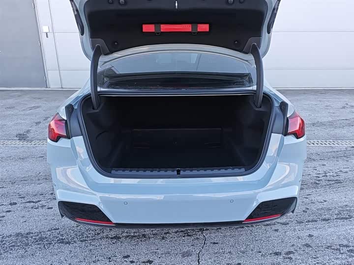 Фото 8 - BMW 2 Series