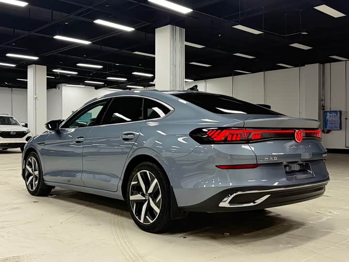 Фото 6 - Volkswagen Lamando L