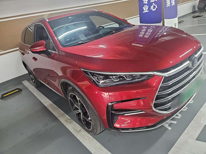 Фото 3 - BYD Tang Hybrid/EV