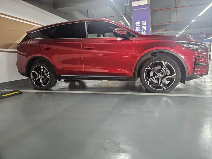 Фото 4 - BYD Tang Hybrid/EV