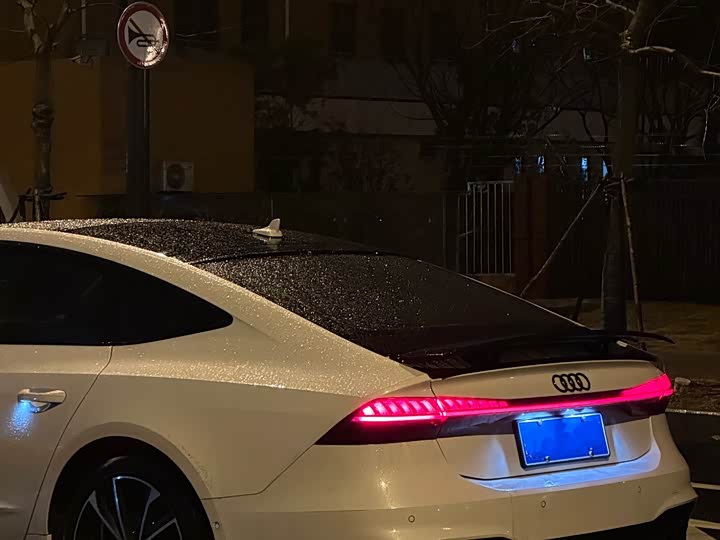 Фото 9 - Audi A7