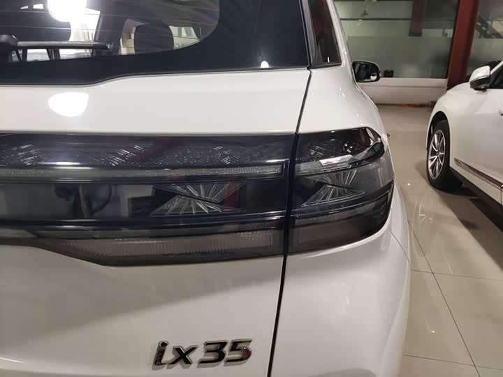 Фото 8 - Hyundai ix35 (Mufasa)