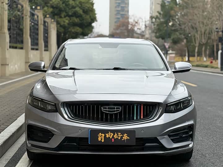 Фото 2 - Geely Preface