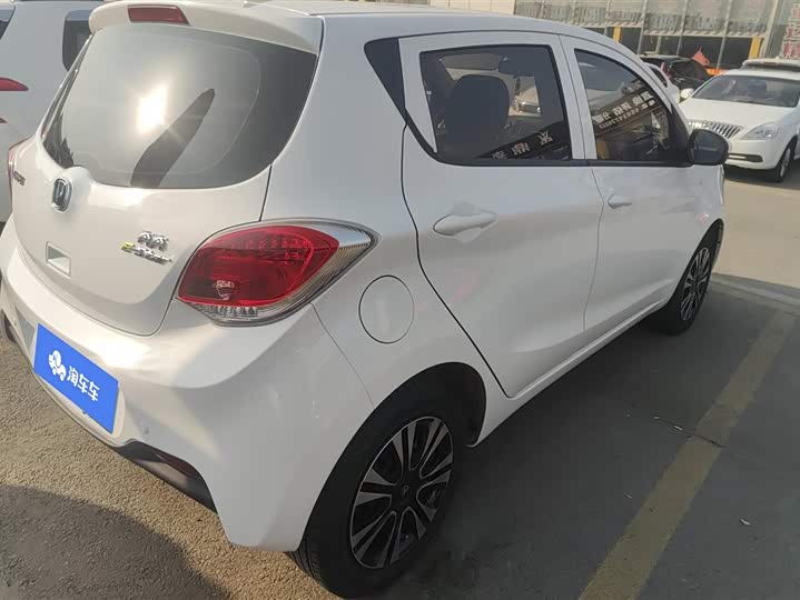 Фото 3 - Changan BenBen E-Star