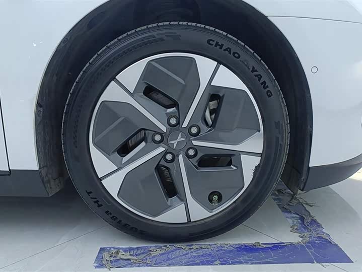 Фото 6 - XPeng Mona M03