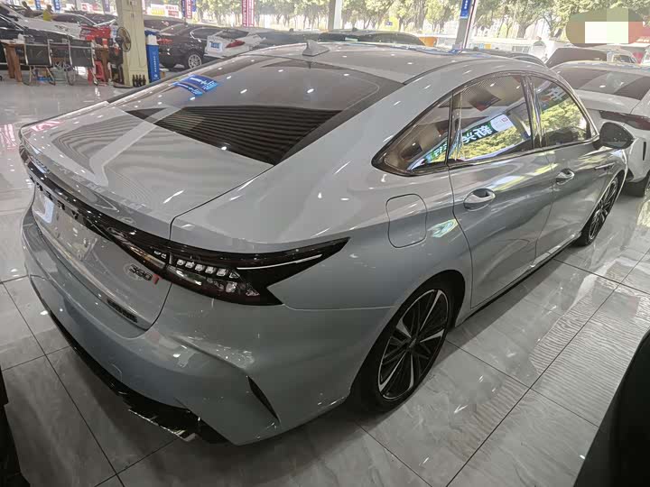 Фото 9 - Chery Arrizo 8