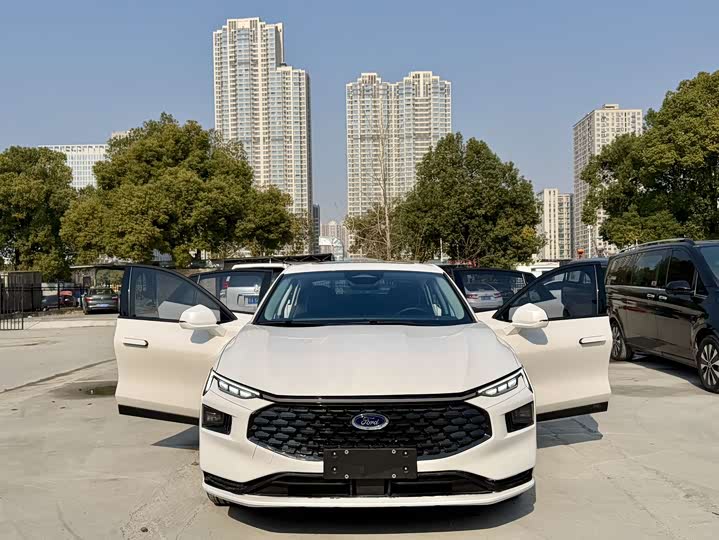 Фото 3 - Ford Mondeo