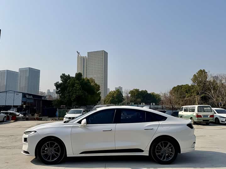 Фото 6 - Ford Mondeo