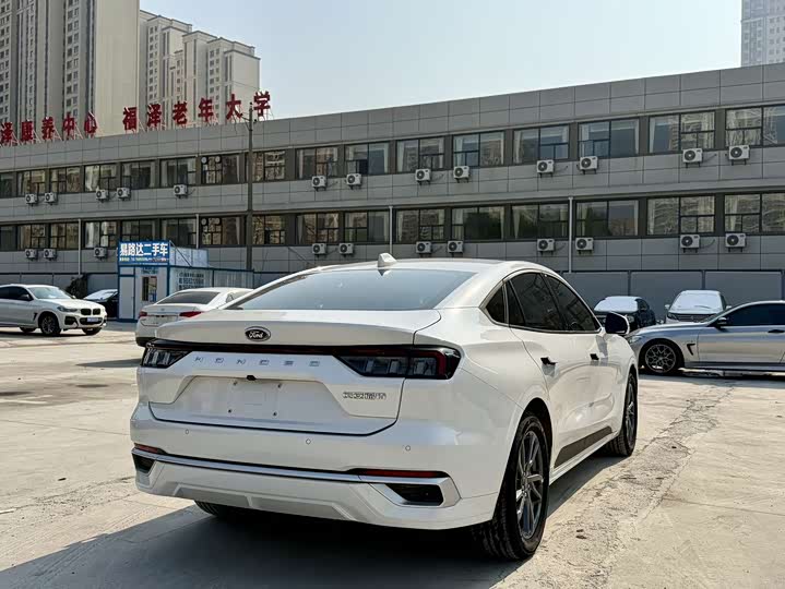 Фото 7 - Ford Mondeo