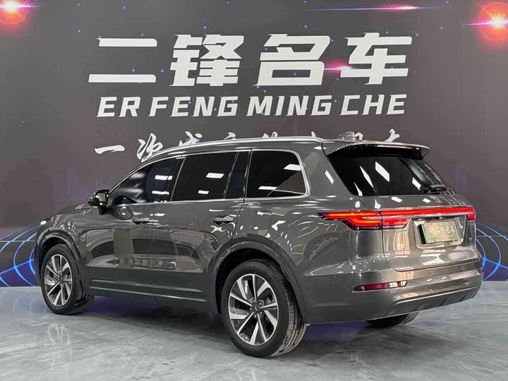 Фото 6 - LiXiang One