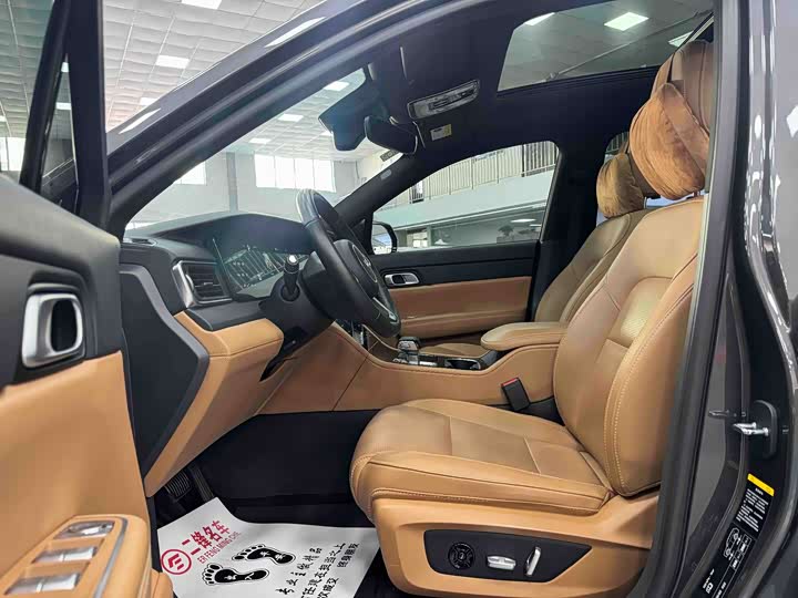 Фото 7 - LiXiang One