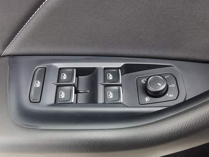 Фото 9 - Volkswagen CC