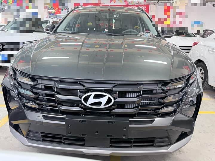 Фото 2 - Hyundai Tucson L
